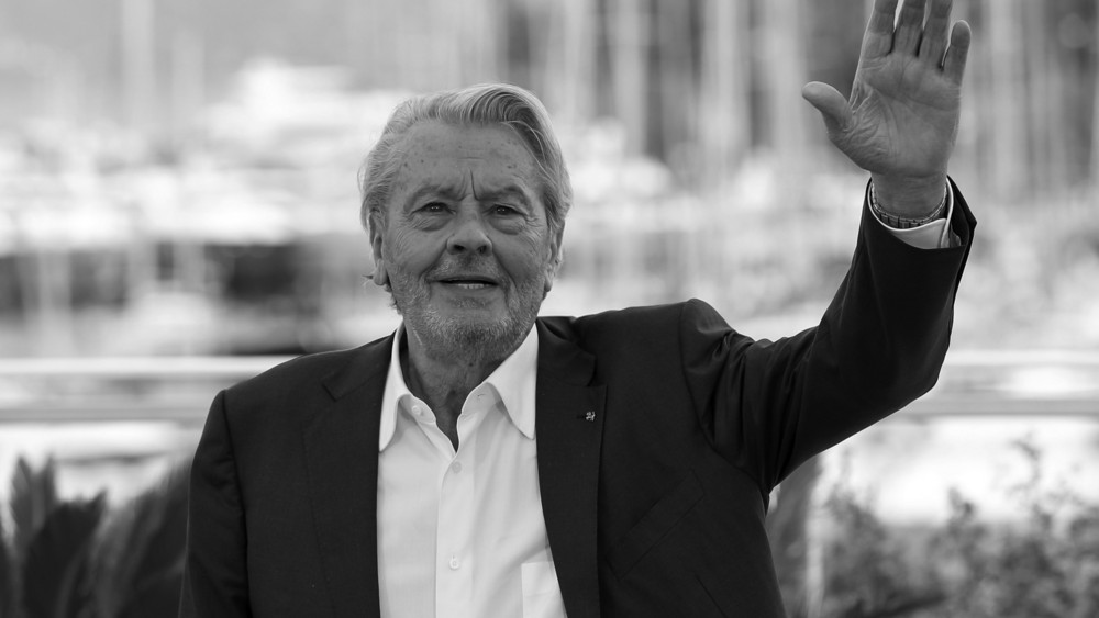 Alain Delon hat als skrupelloser Killer Filmgeschichte geschrieben, nun ist der Schauspieler im Alter von 88 Jahren gestorben (Archivfoto).