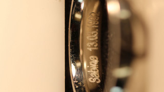 DLRG-Taucher finden in See in Bensheim Ehering und Schatz-Socke