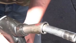 Spritpreise sinken deutlich - ist das die Trendwende?