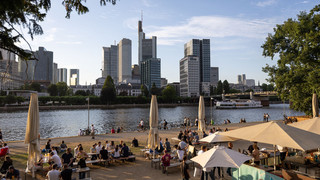 Hessens Wirte hoffen auf Biergarten Schub im September