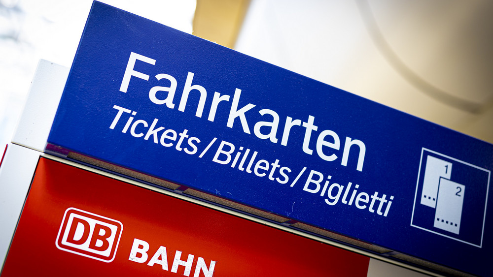 Die Super-Sparpreis-Tickets der Bahn sind schön - aber tagsüber auch selten.