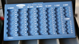 Lohfelden: Einbrecher hebelt leere Geldkassette auf