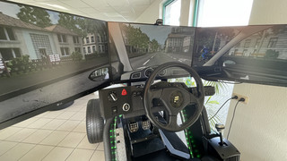 Autofahren lernen im Fahrsimulator in Idstein