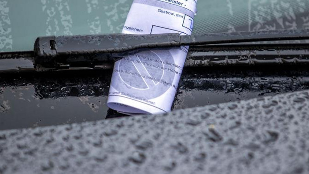 Hanau plant "Smart-Sensoren" für Falschparker (Symbolbild).