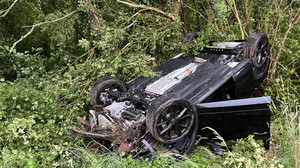 Unfall auf der A66 bei Langenselbold: Autofahrer fliegt 50 Meter weit