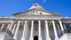 Wochenend-Verhandlungen ohne Trump: Was ist los an Tag 40 im längsten US-Shutdown?