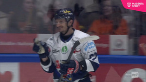 Wildes Spiel in Frankfurt zwischen Löwen und Roosters