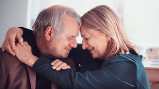 "Alte Liebe": Wenn nach 40 Ehejahren plötzlich alles anders wird