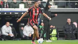 Amenda wechselt von Eintracht Frankfurt nach Coventry