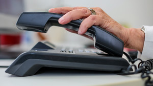 Verbraucherzentralen fordern mehr  Schutz vor telefonischen Verträgen