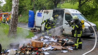 Paket-Sprinter in Burghaun fängt Feuer