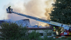 Feuerwehr löscht Flammen auf Bauernhof bei Ober-Ramstadt