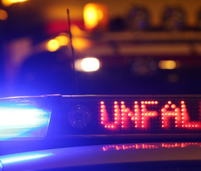 Raser sorgt für Trümmerfeld auf A5: Das ist passiert
