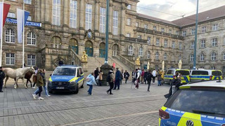 Kassel: Mädchen reitet mit geklauten Pferden durch Innenstadt