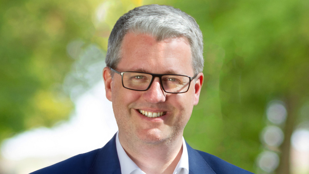 Patrick Burghardt (42), Staatssekretär