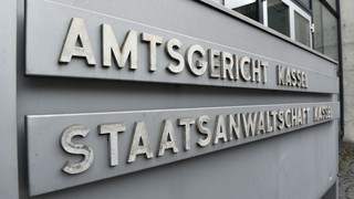 2 Polizisten in Kassel vor Gericht - Wachkoma nach Einsatz