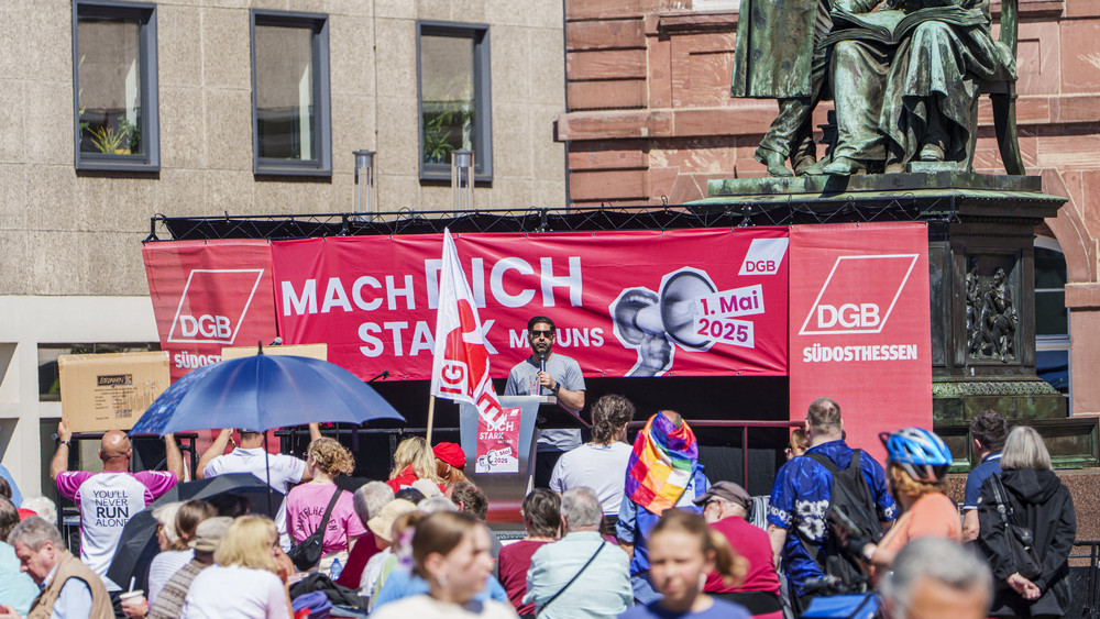 Demonstrationen zum Tag der Arbeit in Hessen