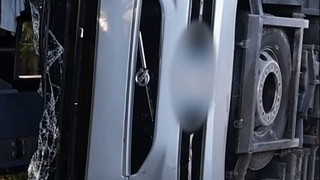 Reisebus auf A96 umgekippt - zwei Tote und mehrere Verletzte