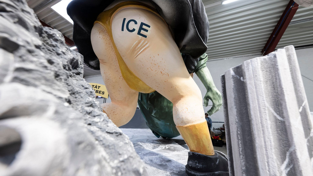 Mainzer Motivwagen für Rosenmontagszug