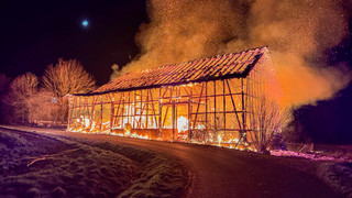 Scheunenbrand in Sinntal: Polizei vermutet Brandstiftung