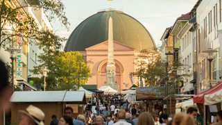 Weine aus fünf Anbaugebieten: 40. Darmstädter Weinfest