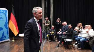 Protest gegen Björn Höcke: Tausende demonstrieren in Düsseldorf