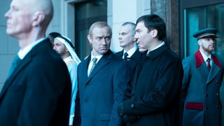 "Der Magier im Kreml": Umstrittener Russland-Thriller mit Jude Law als Wladimir Putin
