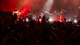 Schöne Samstagsshow: Pop bis Comedy – Ticket-Paket gewinnen