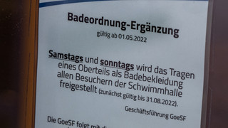 Bald "oben ohne" in Wiesbadens Frei- und Hallenbädern?