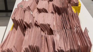 Wiesbaden: Wahlbenachrichtigungen zur Bundestagswahl per Post