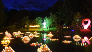 18.000 Kerzen und Lichterketten: Lichterfest im Kurpark in Bad Zwesten