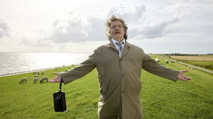 Schlämmer geht's immer: Hape Kerkeling will den Deutschen das Lachen wieder zurückbringen