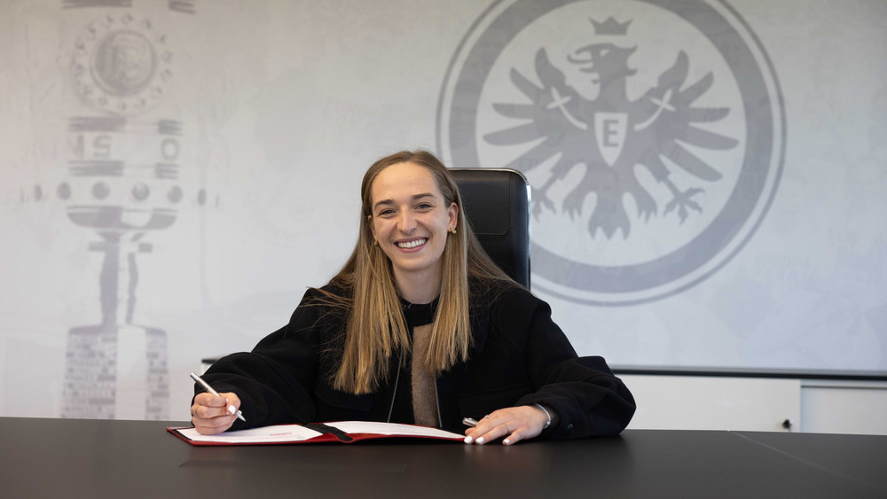 Eintracht-Spielerin Sophia Kleinherne hat ihren Vertrag verlängert.