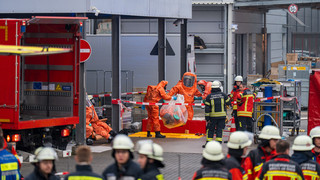 Feuerwehr-Großeinsatz: Säure-Unfall in Ingelheim am Rhein