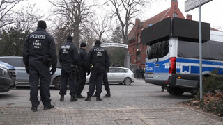 Trauerfeier im Berliner Clan-Milieu - Polizei im Einsatz