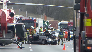 Vollsperrung bei Dielheim: 13 Kilometer Stau nach Unfall auf A6
