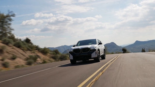 Der erste BMW XM - M HYBRID Antrieb für imponierende Performance und für lokal emissionsfreies Cruising