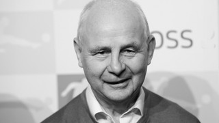 Eintracht Frankfurt: Vereinslegende Bernd Hölzenbein ist tot