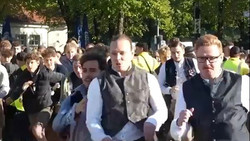 9 Uhr morgens: Erste Gäste stürmen Münchner Oktoberfest