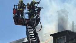 Feuer in Frankfurt: Polizei geht von Brandstiftung aus
