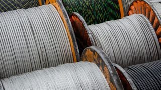 "Schwerer" Diebstahl in Marburg: 25 Kabelrollen á 400 kg geklaut