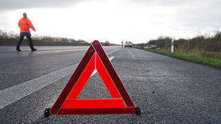 Autobahn-Unfall, was tun? Diese Maßnahmen sind lebenswichtig