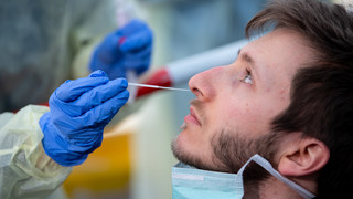 Corona-Fragebogen: Muss ich mich testen lassen?