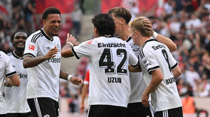 Eintracht Frankfurt gewinnt Duell in Mainz mit 3:1