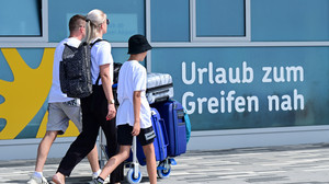 Warum ist Urlaub derzeit so teuer und wann wird Urlaub billiger?