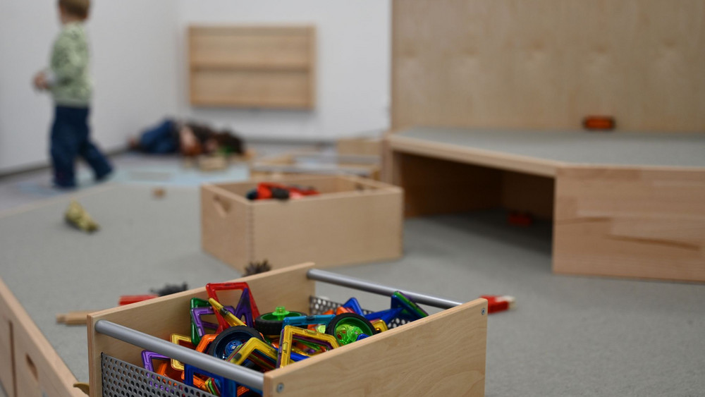 Kommunen in Hessen suchen Erzieherinnen und Erzieher