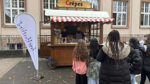 Crêpes für Kinder einer Frankfurter Grund- und Hauptschule