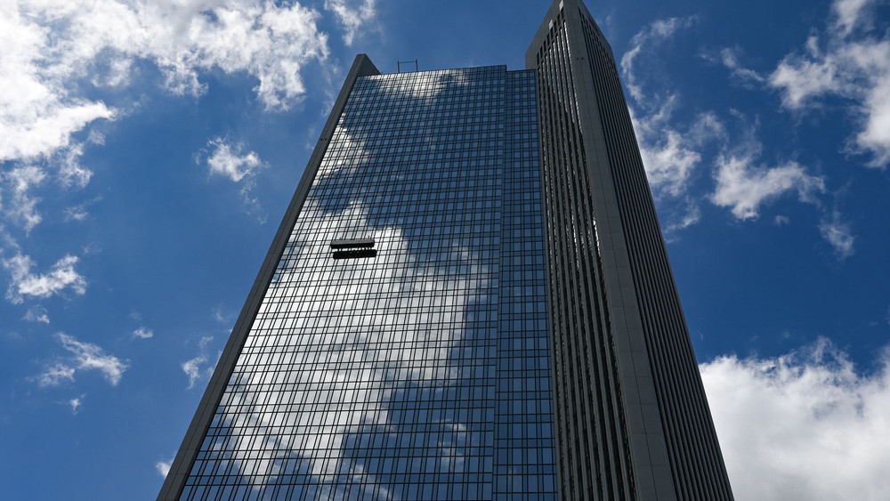 Wolkenhimmel in Frankfurt am Main