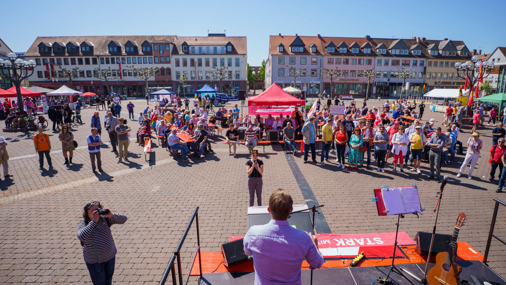 Demonstrationen zum Tag der Arbeit in Hessen
