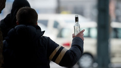 Deutsche Bahn hofft auf Alkohol-Verbot an allen Bahnhöfen